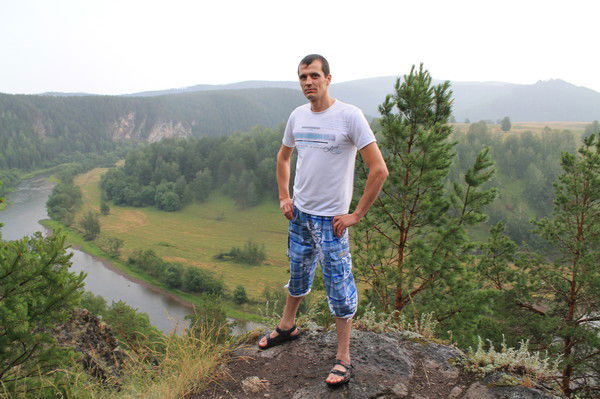 Влад Загорулько