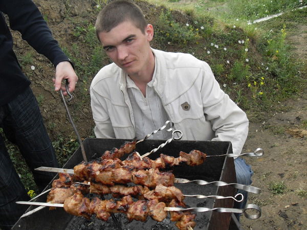 Антон Костюков