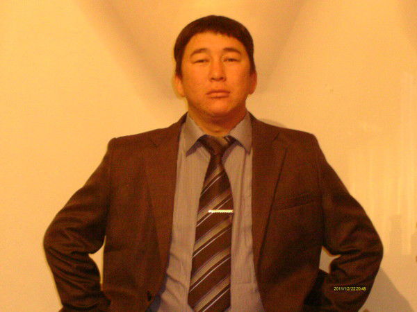 Асылхан Исказиев