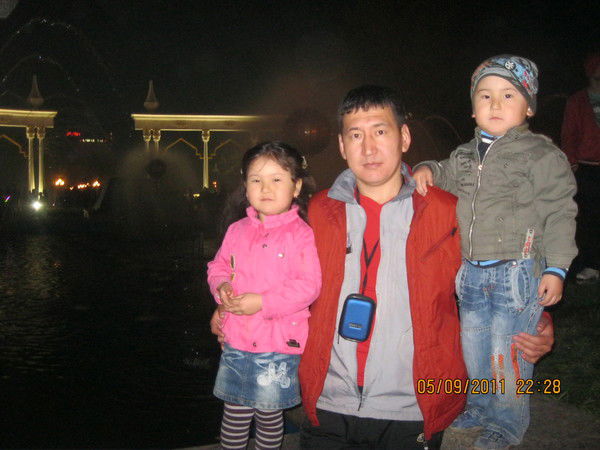 Сакен Махметов