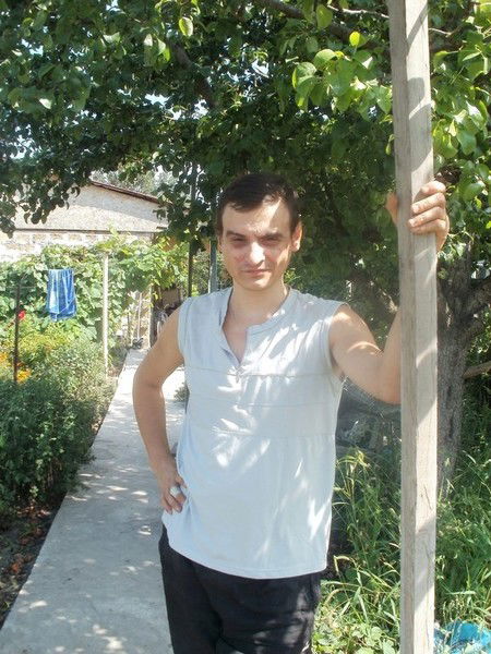 Роман Твердохлеб