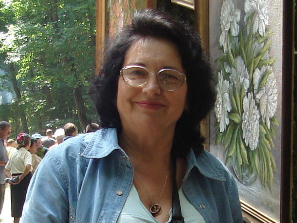 Лариса Назаренко