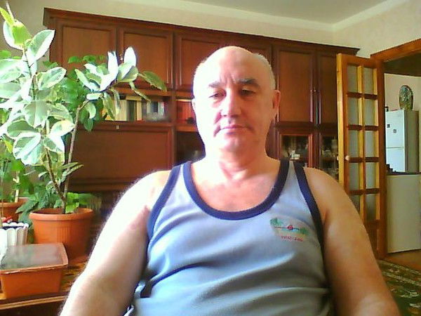 Тахир Ахмеров