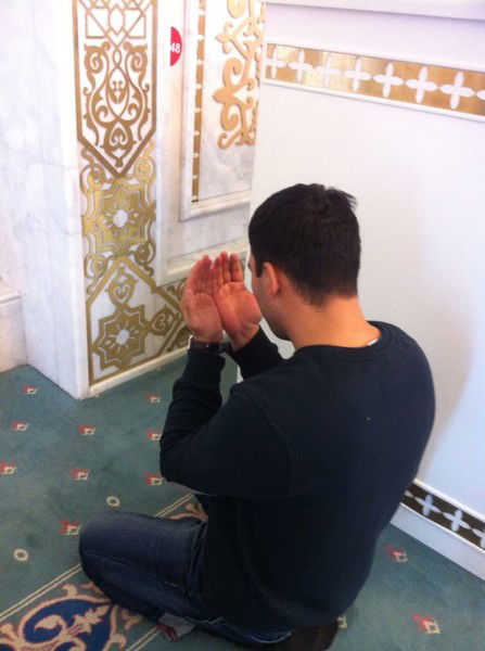 Нурдос Машарипов