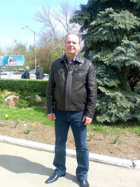 Неизвестно Неизвестно