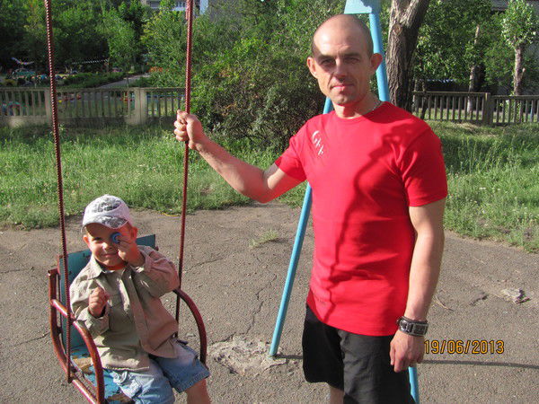 Александр Мазур