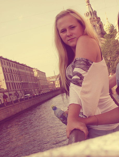 Настя Мокрова