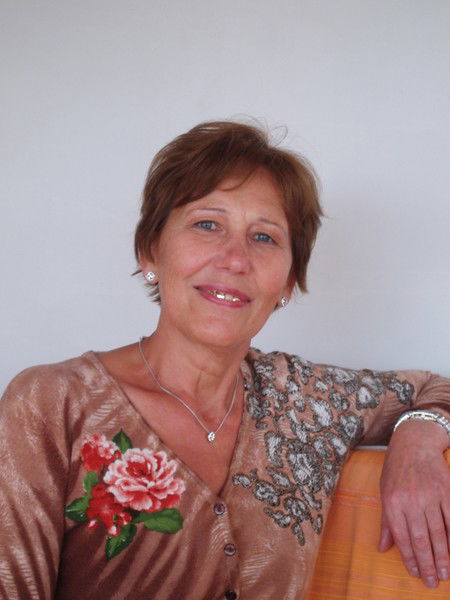 Елена Занина