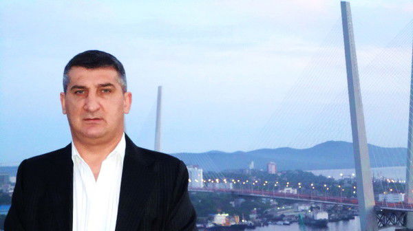 Виталий Колесников