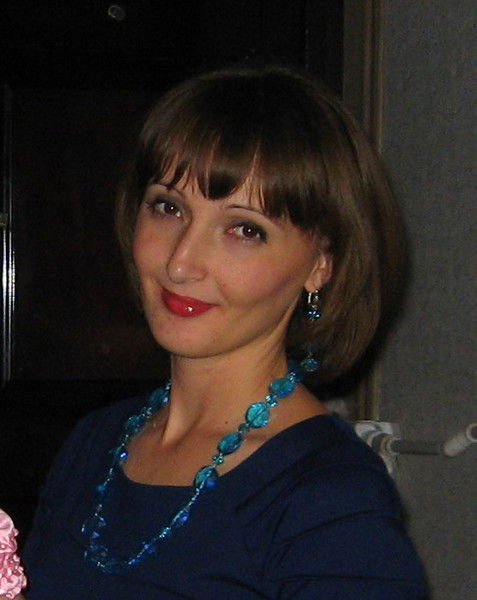 Елена Попова