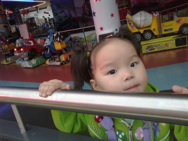 Асия Елюбаева