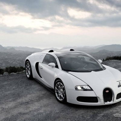 Максим Ломотько