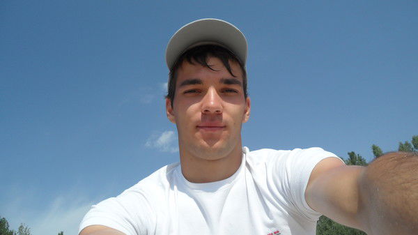 Артем Лещенко