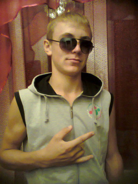 Анатолий Власов