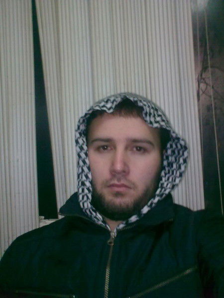 Али Шарипов