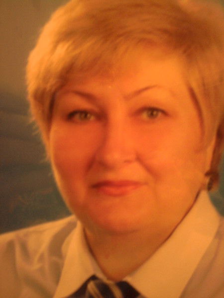 Елена Тихонова