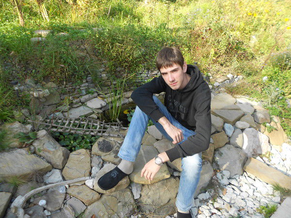 Дмитрий Тёщин