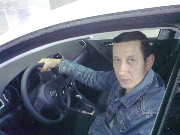 Владимир Казанець