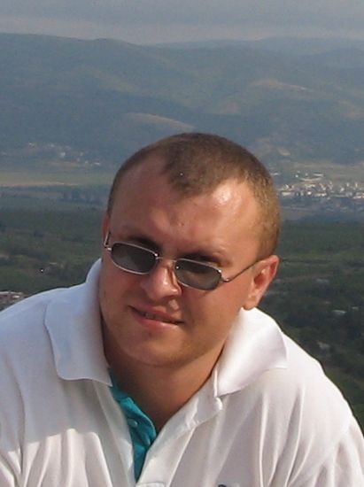 Алексей Олейник