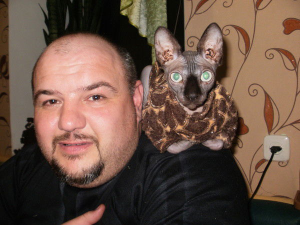 Влад Захаров