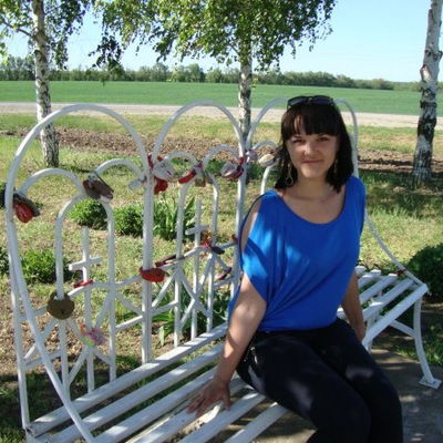 Юля Михайлова(Макаренко)