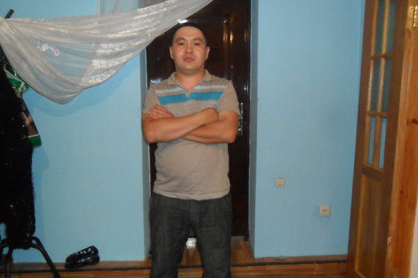 Серик Ушбаев