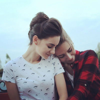 Эля Давидова