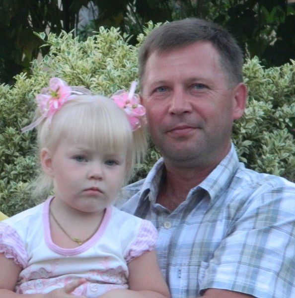 Александр Овчаров