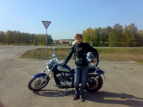 Андрей Альберт