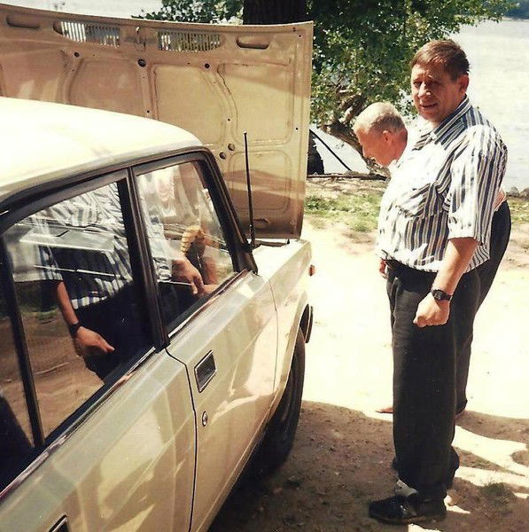 Анатолий Уколов