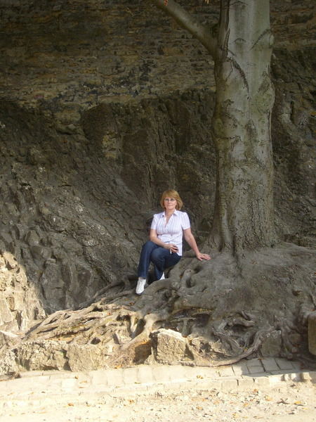 Людмила Остапук