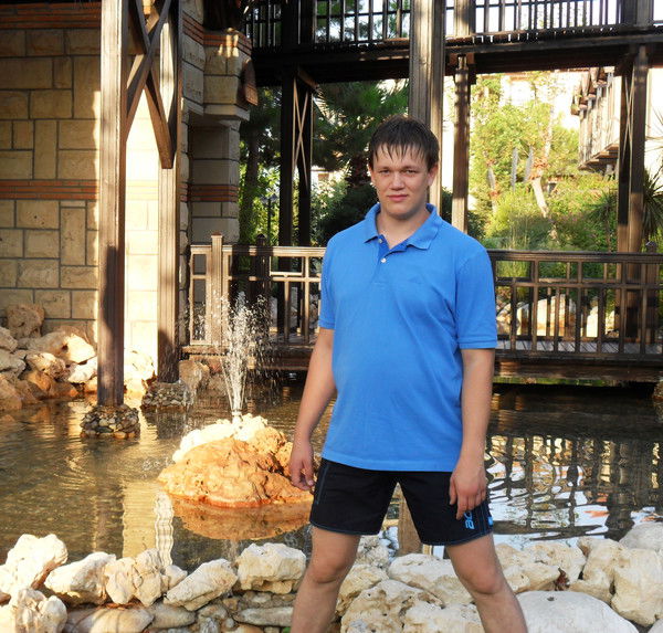 Максим Лелюх