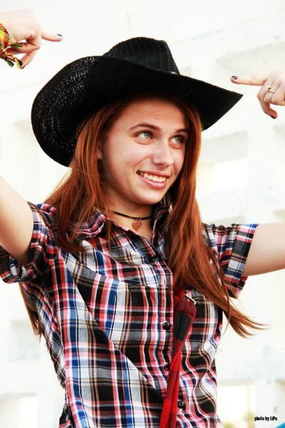 Лена Крюкова