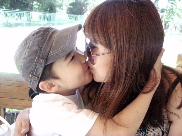 Жадыра Амангожаева