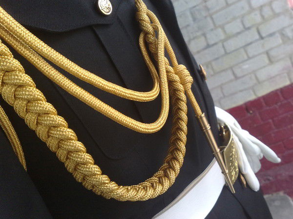 Владимир Петров