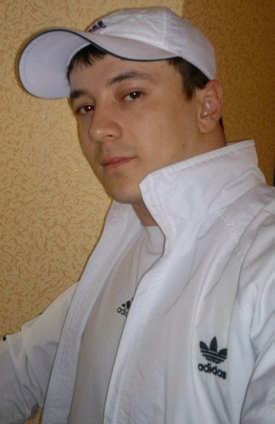 Джафар Kurbonov