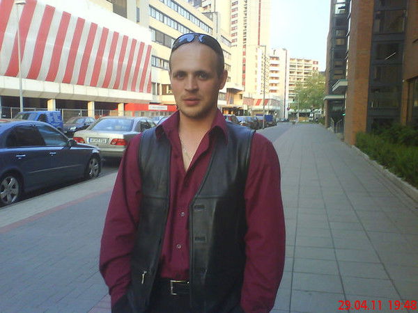 Андрей Ауэр