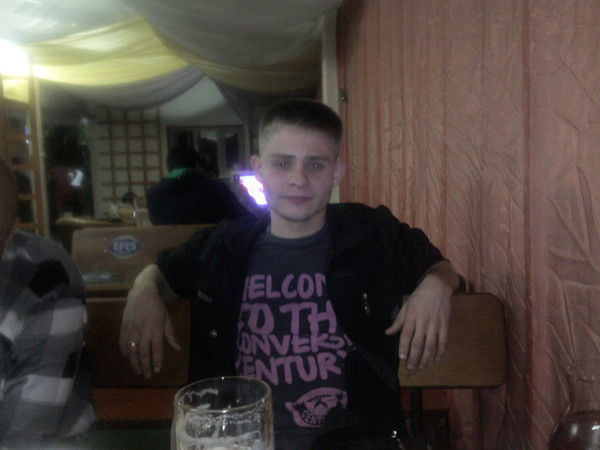 Сергей Леонов