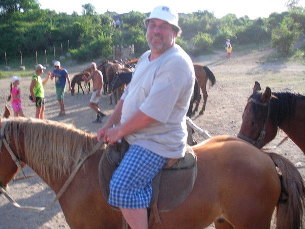 Николай Толстиков