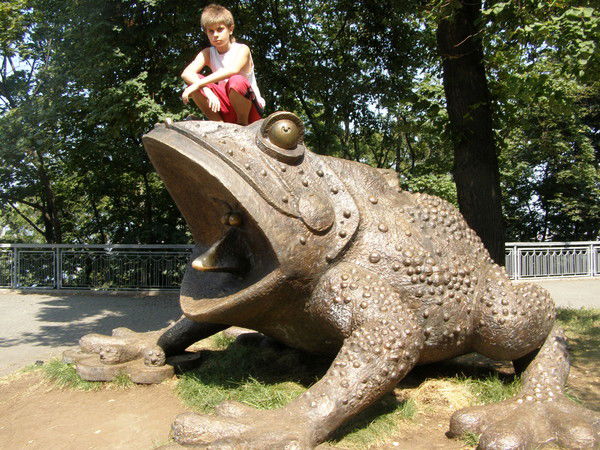 Жека Невров