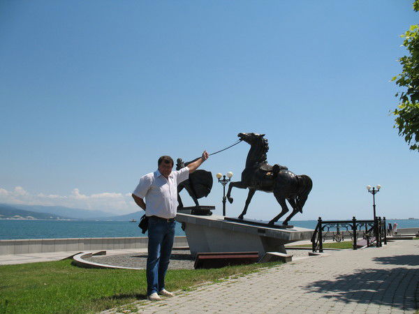 Геннадий Романов