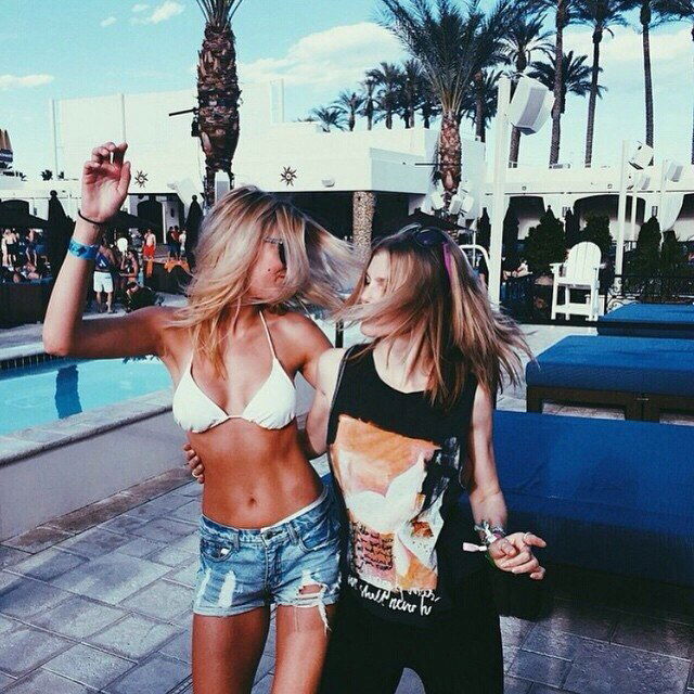 Евгения Ларионова