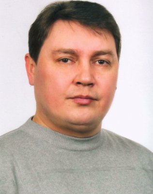 Азат Хасанов