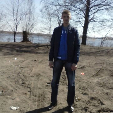 Евгений Якушев