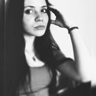 Анастасия Реннер