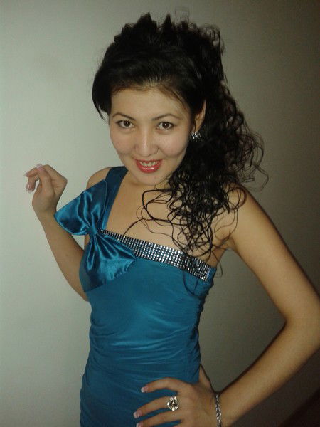 Алмагул Шамуратова