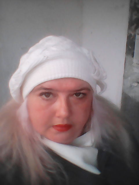 Лена Гайдукова