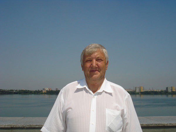 Николай Мирошниченко