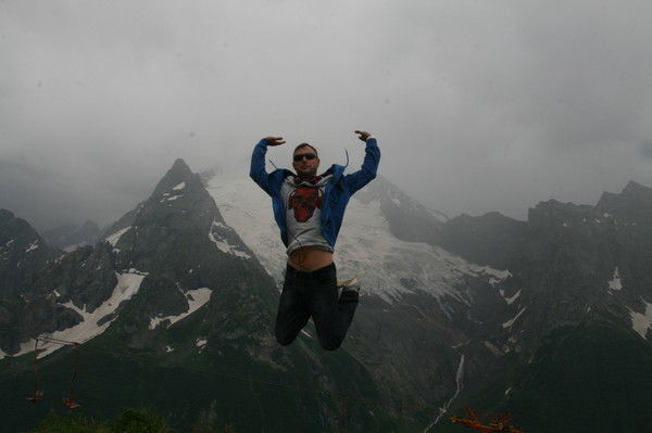 Александр Якушин