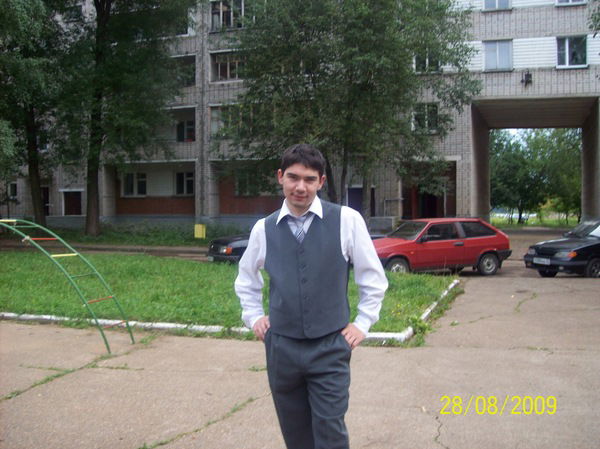 Максим Сафронов